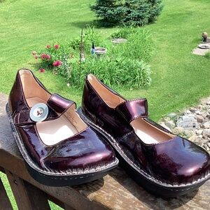 🍷 BURGUNDY PATENT LEATHER Mary Jane Size 38 = 8/8 1/2   Alegria EPLC 💕